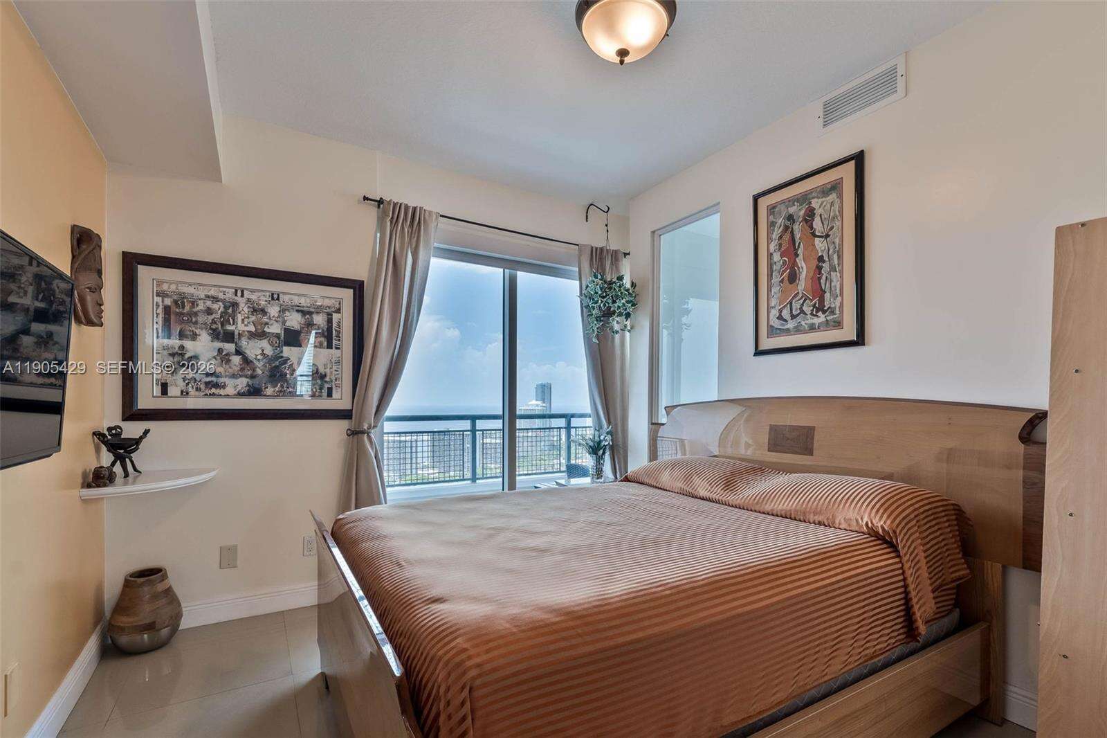 Infinity At Brickell at 60 13 St, Miami, FL 33130 - For Sale photo 25