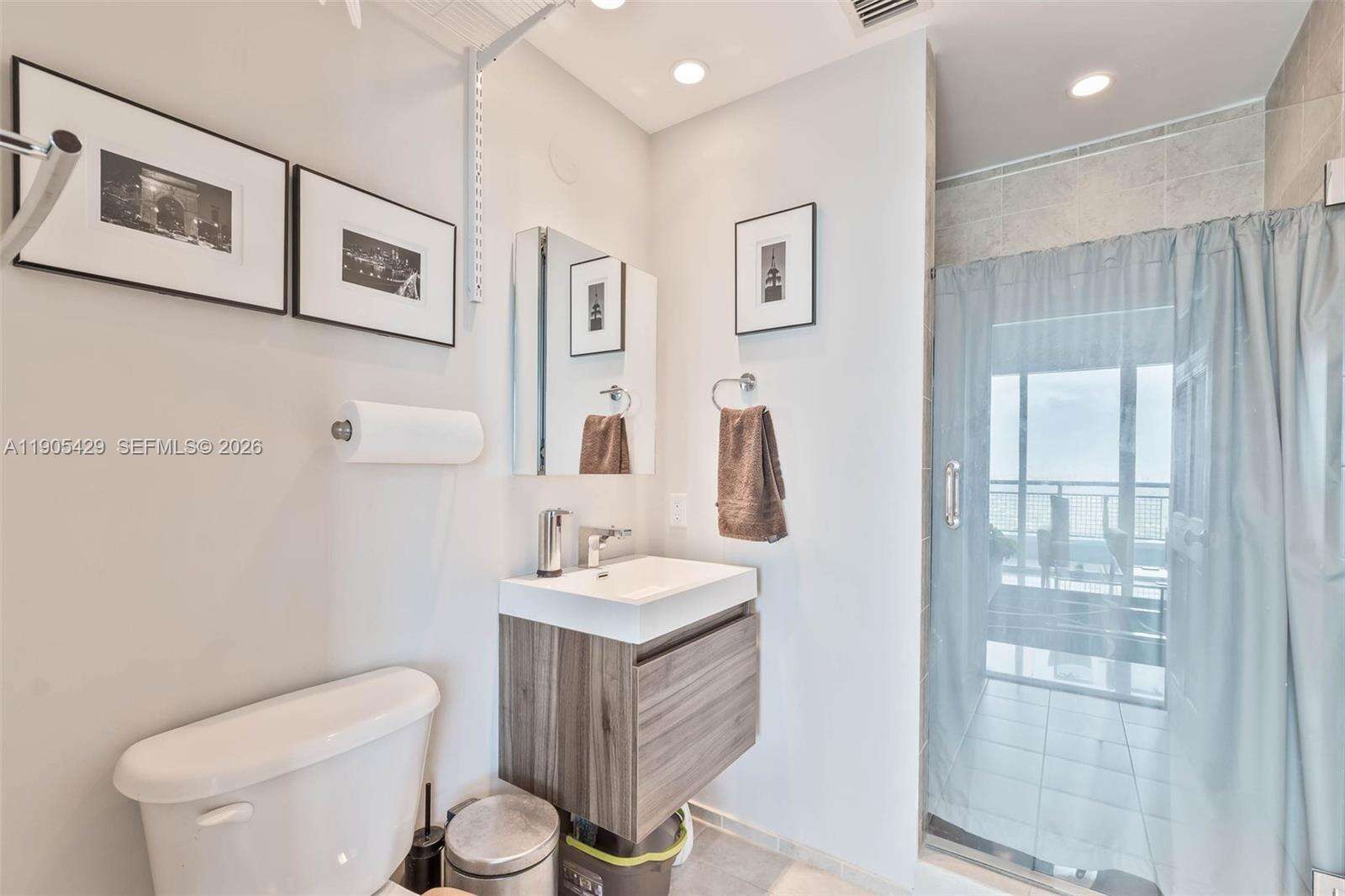 Infinity At Brickell at 60 13 St, Miami, FL 33130 - For Sale photo 26