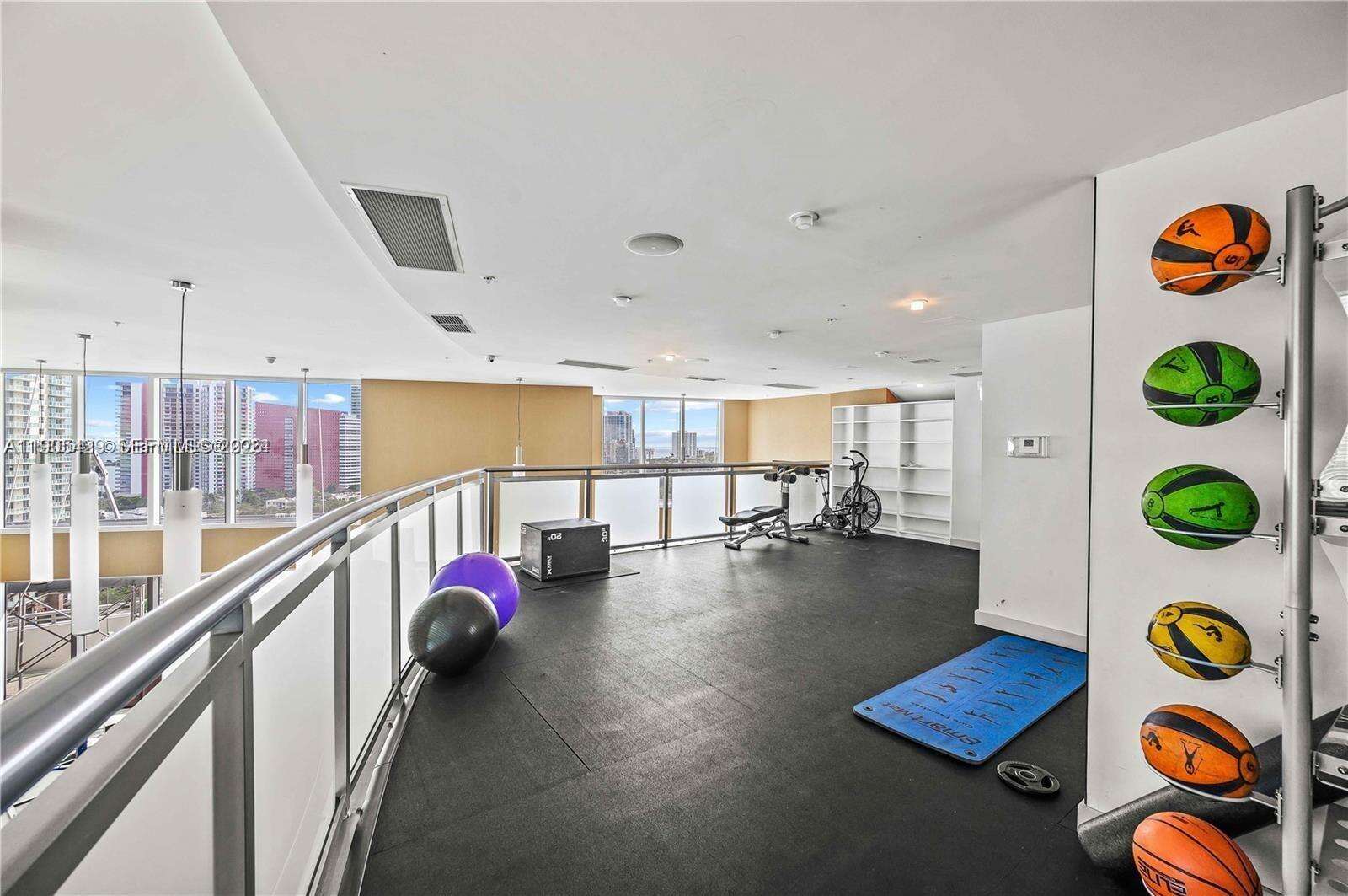 Infinity At Brickell at 60 13 St, Miami, FL 33130 - For Sale photo 33
