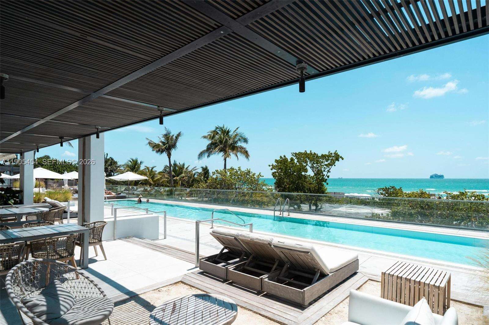 RONEY PALACE - 2301 Collins Ave, Miami Beach, FL 33139 | Picture 33