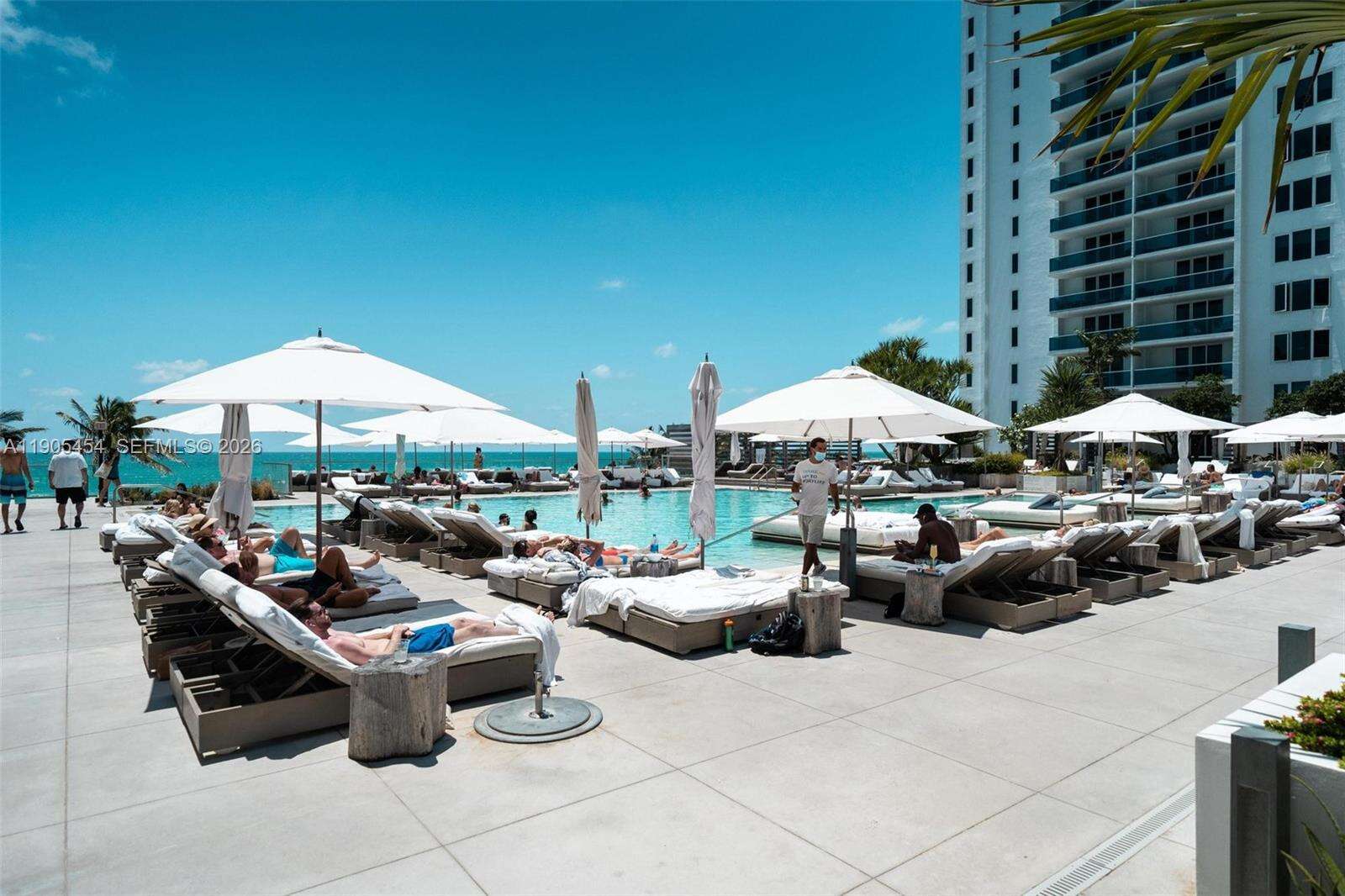 RONEY PALACE - 2301 Collins Ave, Miami Beach, FL 33139 | Picture 38