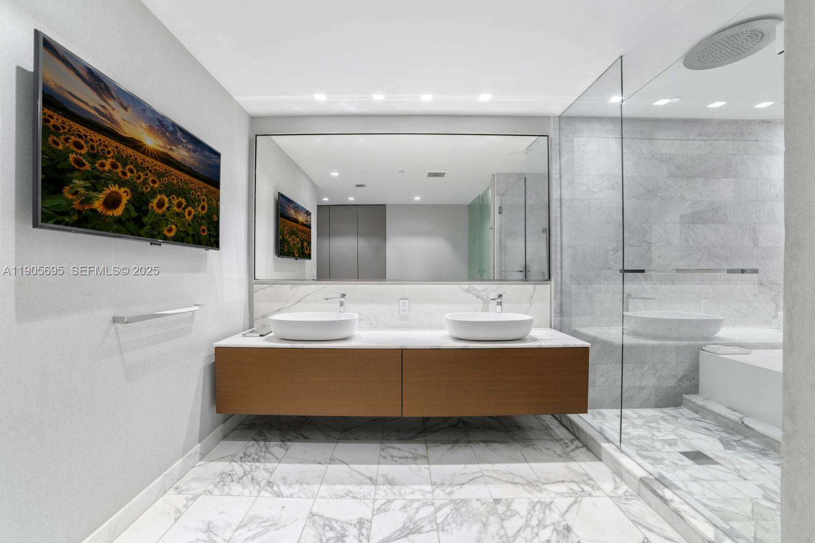 OCEANA BAL HARBOUR - 10201 Collins Ave, Bal Harbour, FL 33154 | Picture 18