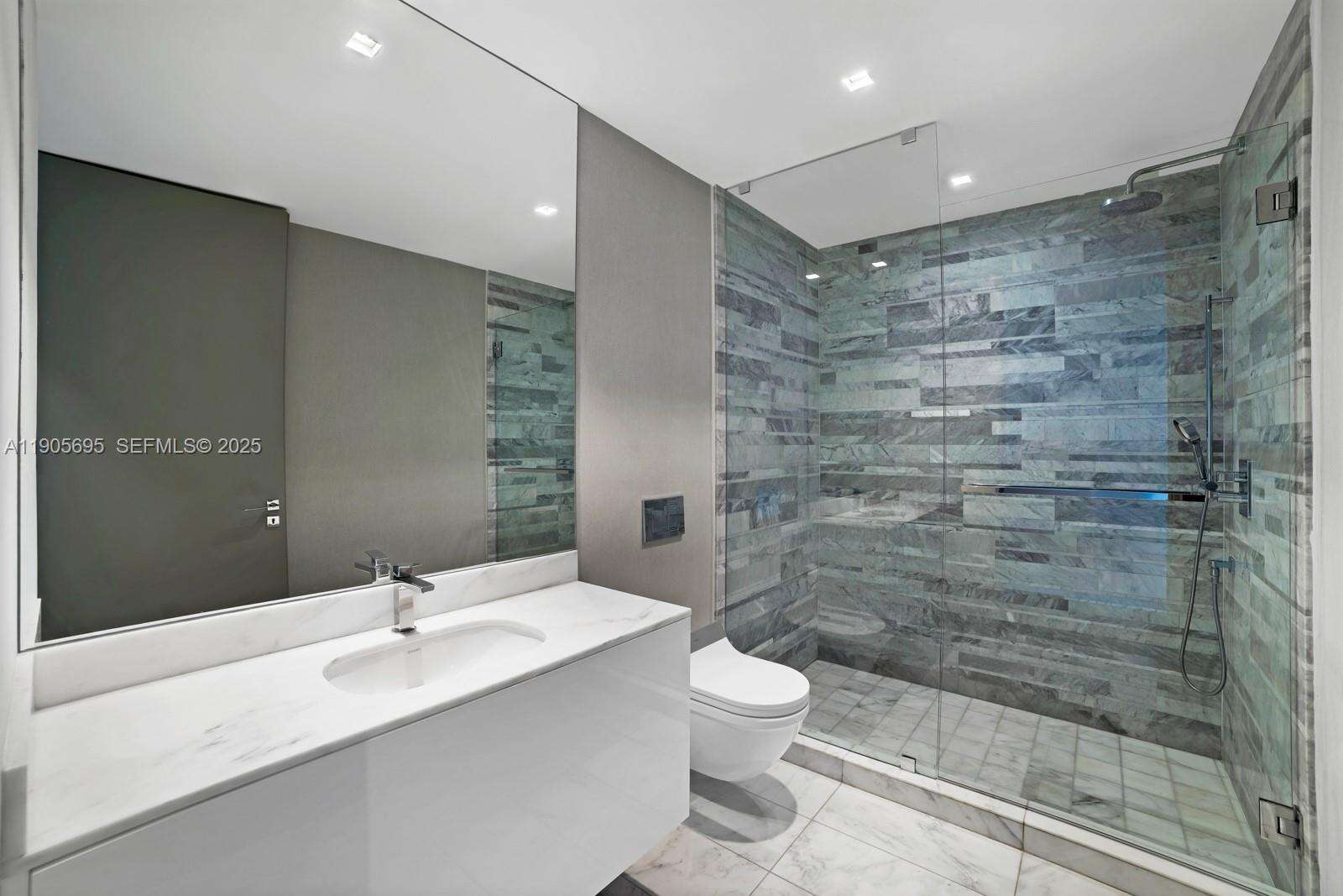 OCEANA BAL HARBOUR - 10201 Collins Ave, Bal Harbour, FL 33154 | Picture 23