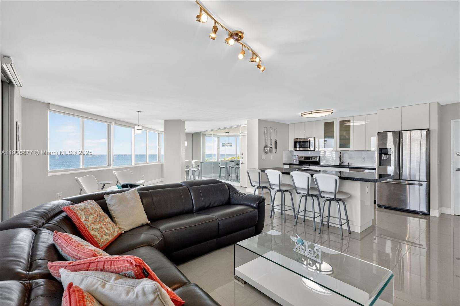 Burleigh House at 7135 Collins Ave, Miami Beach, FL 33141 - For Sale photo 12