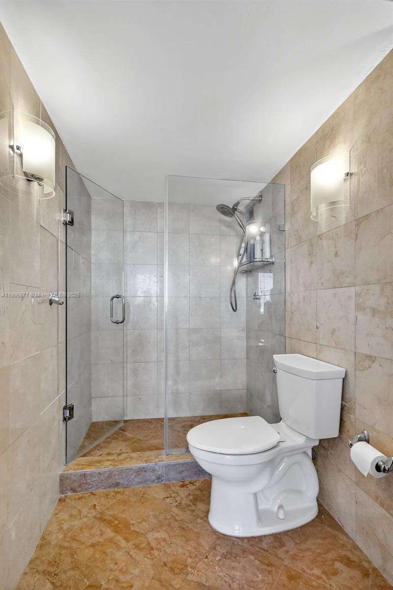 Burleigh House at 7135 Collins Ave, Miami Beach, FL 33141 - For Sale photo 31