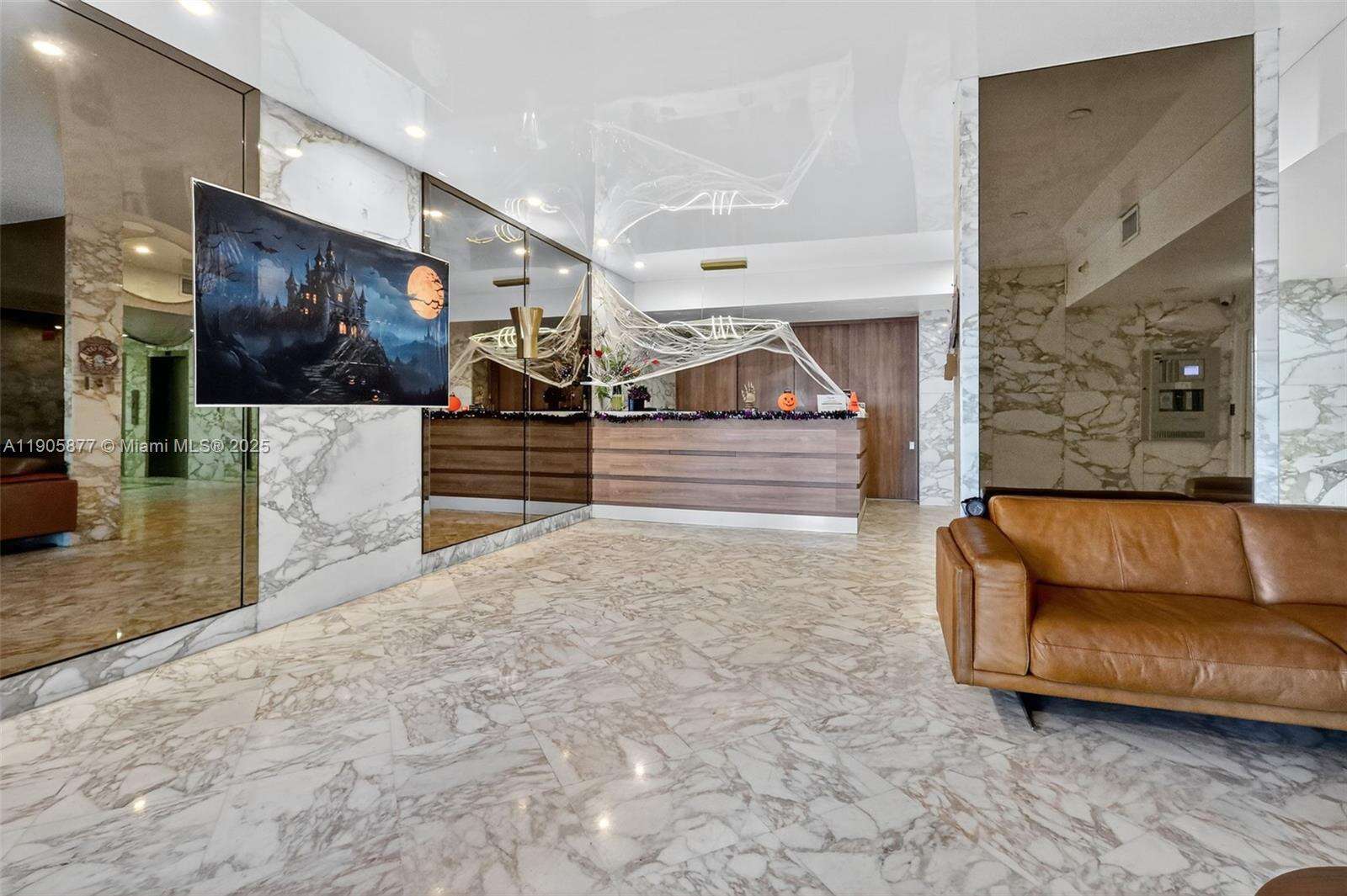 Burleigh House at 7135 Collins Ave, Miami Beach, FL 33141 - For Sale photo 45