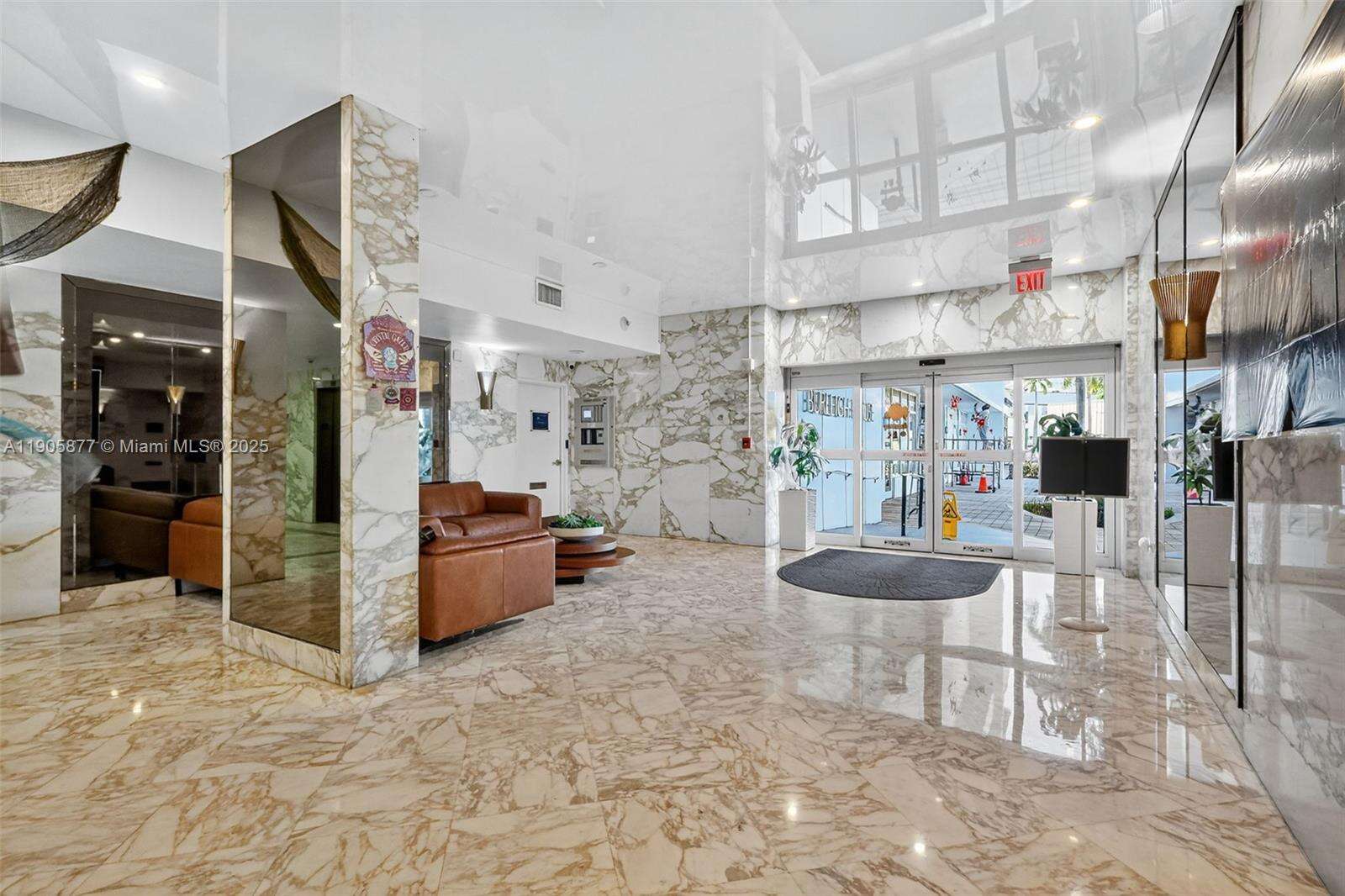 Burleigh House at 7135 Collins Ave, Miami Beach, FL 33141 - For Sale photo 46
