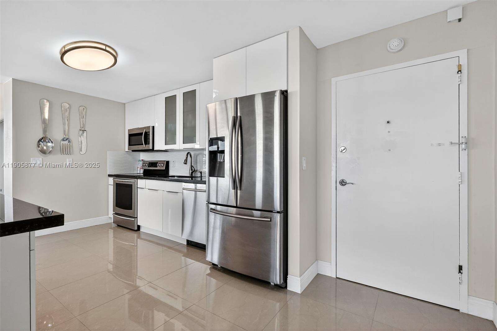 Burleigh House at 7135 Collins Ave, Miami Beach, FL 33141 - For Sale photo 6
