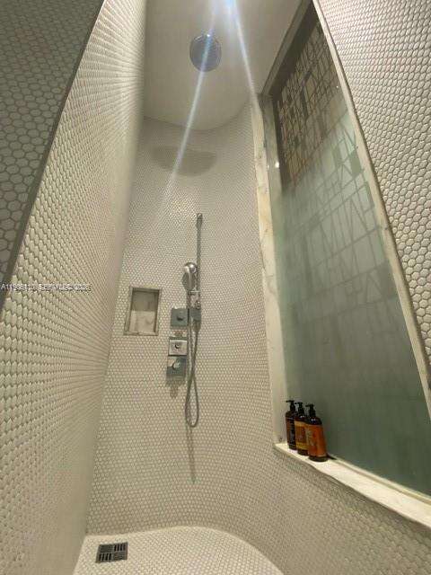 Sls Lux at 801 Miami Ave, Miami, FL 33130 - For Sale photo 32