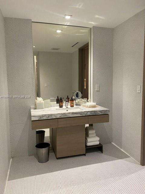 Sls Lux at 801 Miami Ave, Miami, FL 33130 - For Sale photo 36