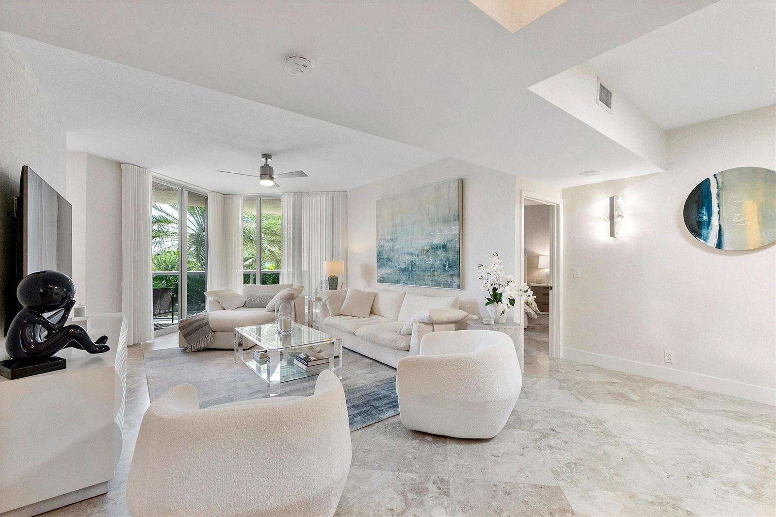 L Hermitage I Condominium Condos for Sale & Rent | Picture 1