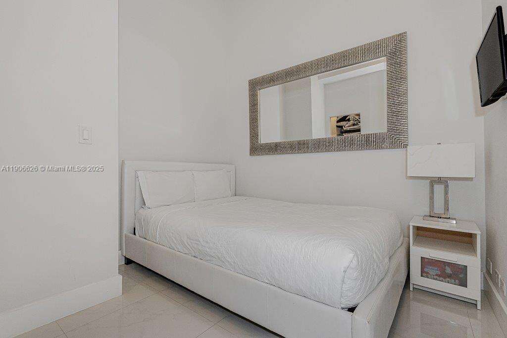 RONEY PALACE - 2301 Collins Ave, Miami Beach, FL 33139 | Picture 16