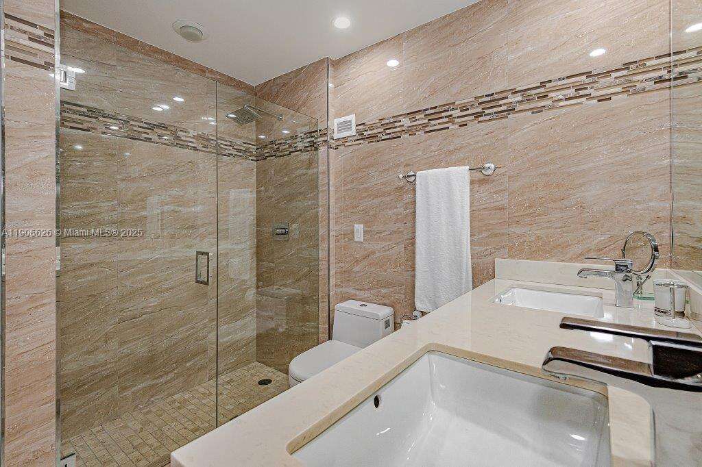 RONEY PALACE - 2301 Collins Ave, Miami Beach, FL 33139 | Picture 20