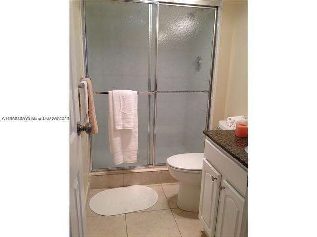 Arlen House at 100 Bayview Dr, Sunny Isles Beach, FL 33160 - For Sale photo 6
