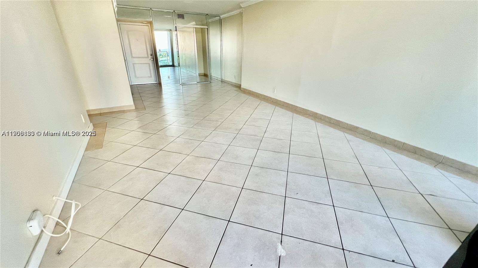 Arlen House at 100 Bayview Dr, Sunny Isles Beach, FL 33160 - For Sale photo 7