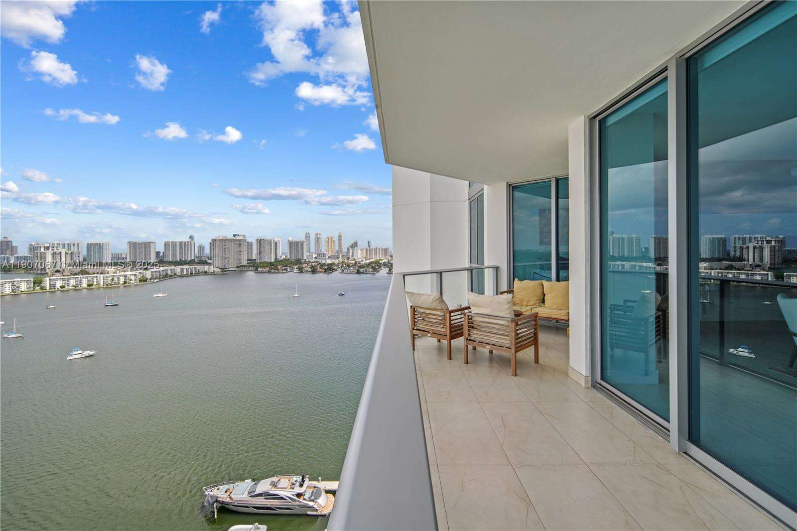 MARINA PALMS RESIDENCES SOUTH - 17111 Biscayne Blvd, North Miami Beach, FL 33160 | Picture 27