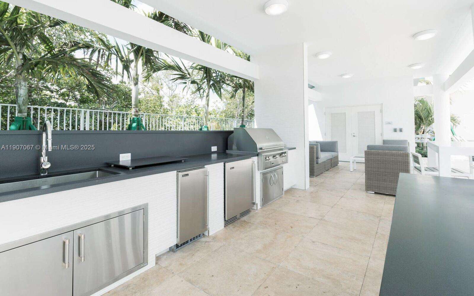 MARINA PALMS RESIDENCES SOUTH - 17111 Biscayne Blvd, North Miami Beach, FL 33160 | Picture 43