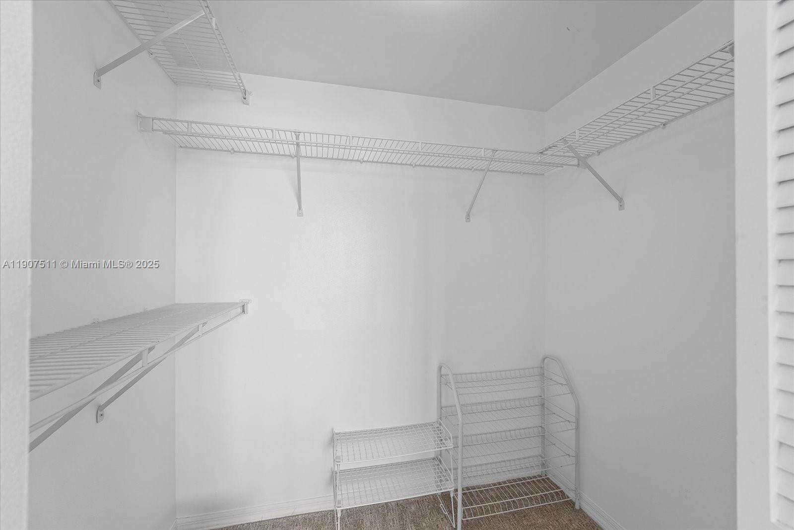 YACHT CLUB AT PORTOFINO - 90 Alton Rd, Miami Beach, FL 33139 | Picture 15