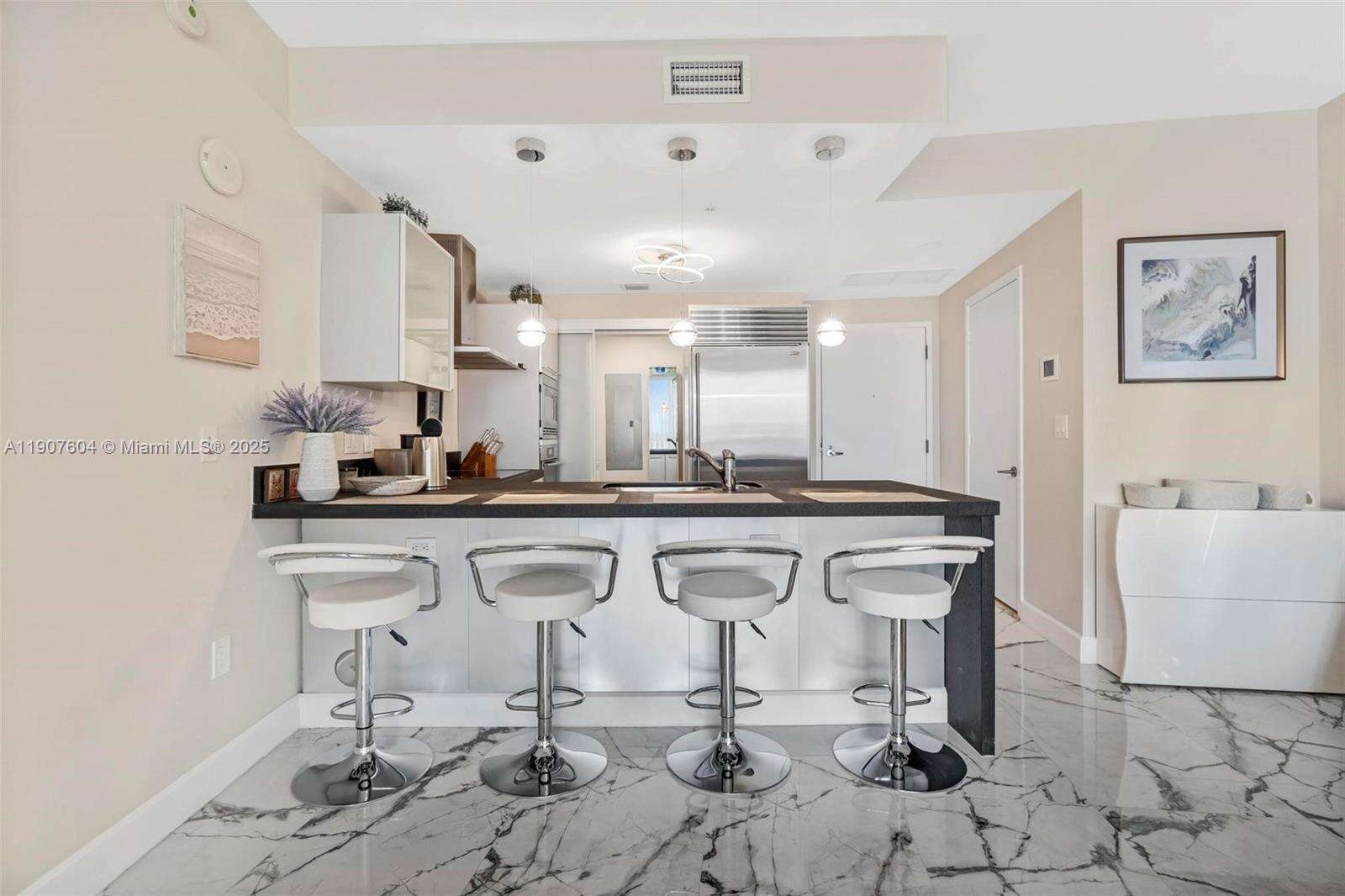 Trump Royale at 18201 Collins Ave, Sunny Isles Beach, FL 33160 - For Sale photo 2