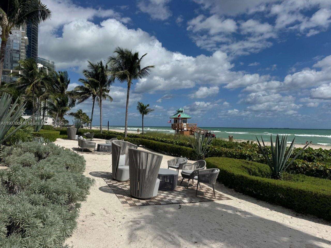 Trump Royale at 18201 Collins Ave, Sunny Isles Beach, FL 33160 - For Sale photo 15