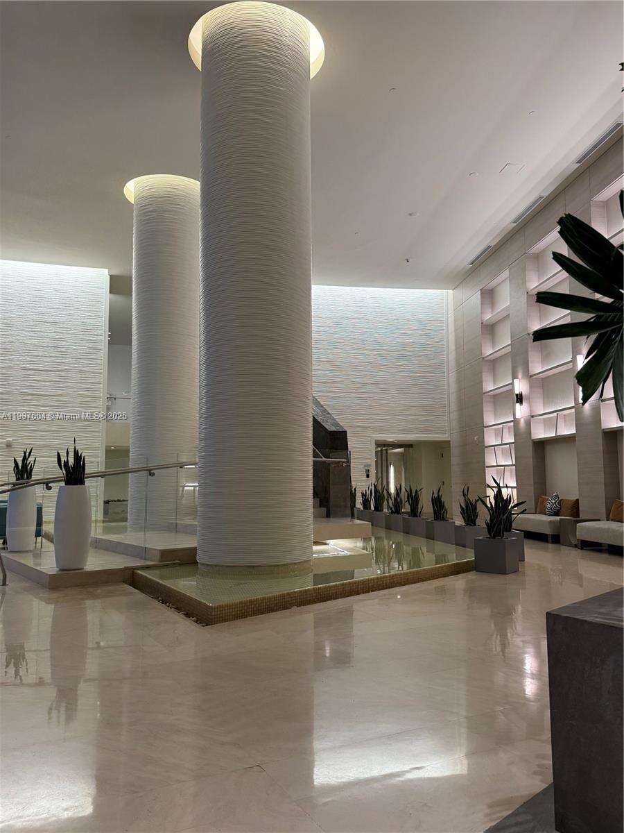 Trump Royale at 18201 Collins Ave, Sunny Isles Beach, FL 33160 - For Sale photo 17