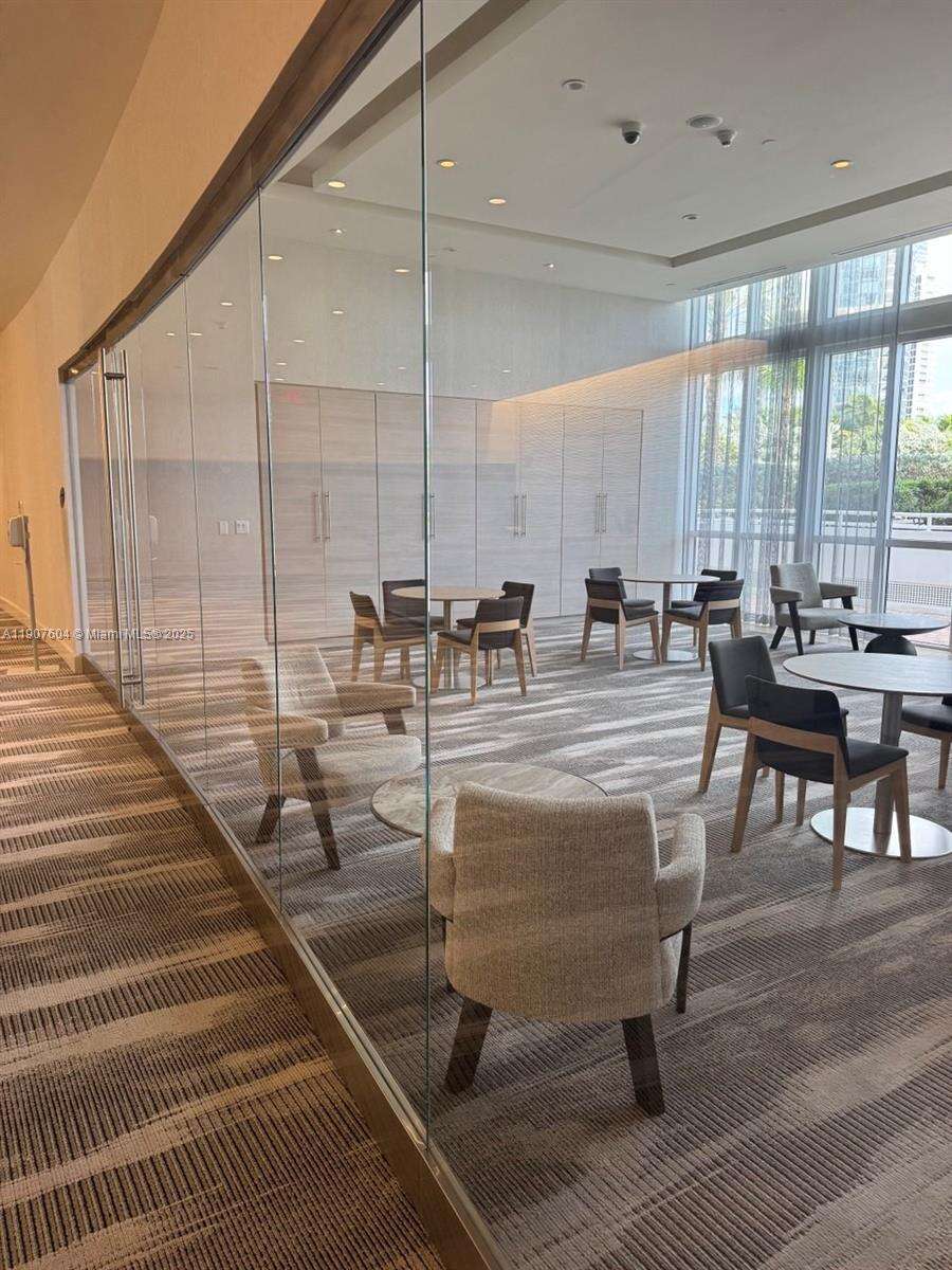 Trump Royale at 18201 Collins Ave, Sunny Isles Beach, FL 33160 - For Sale photo 27