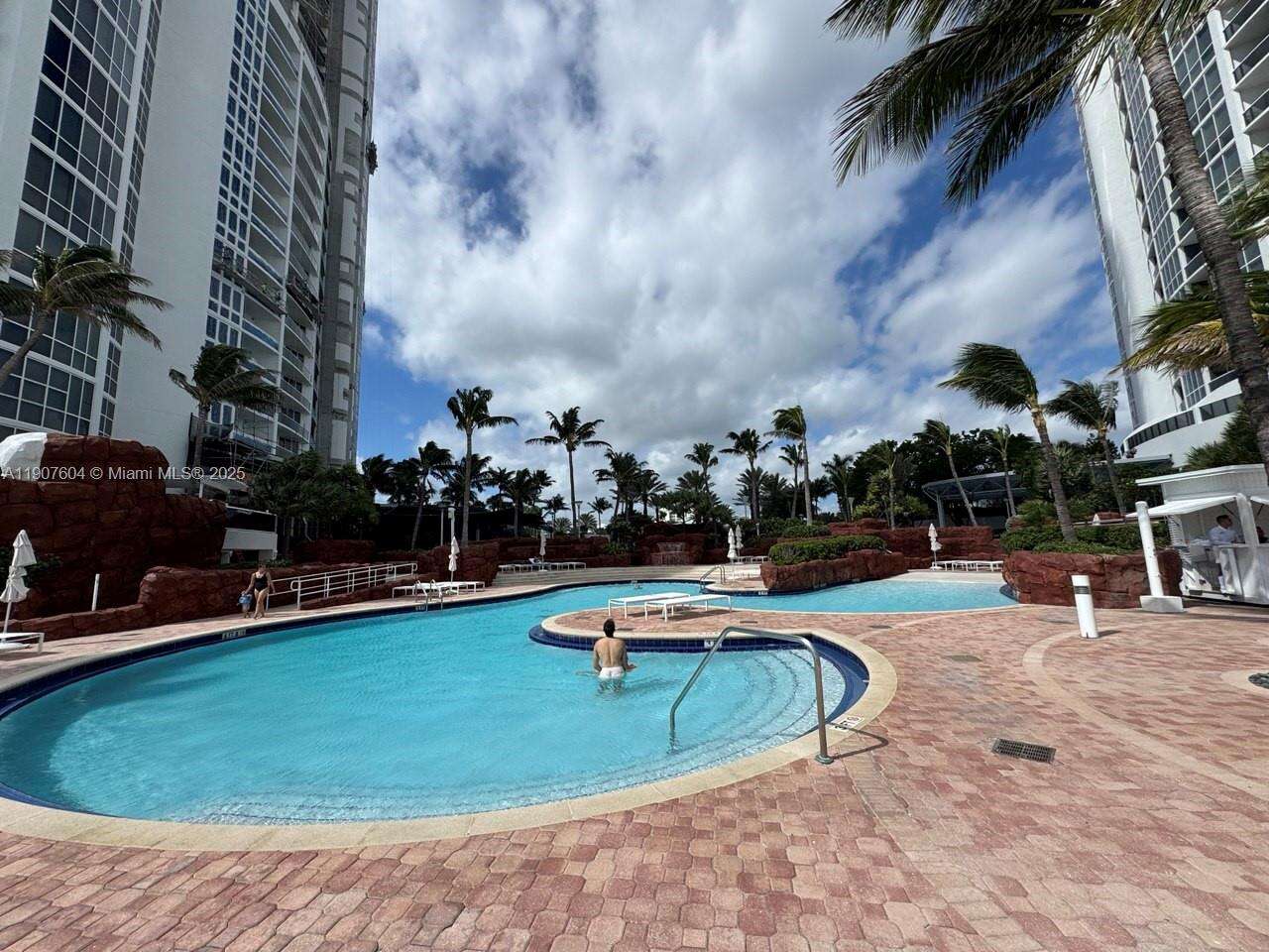 Trump Royale at 18201 Collins Ave, Sunny Isles Beach, FL 33160 - For Sale photo 30