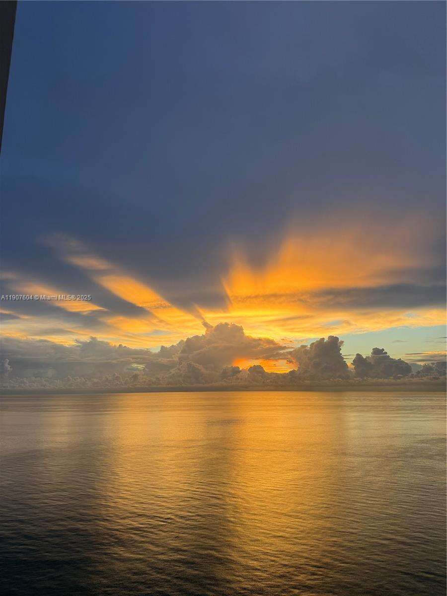 Trump Royale at 18201 Collins Ave, Sunny Isles Beach, FL 33160 - For Sale photo 41