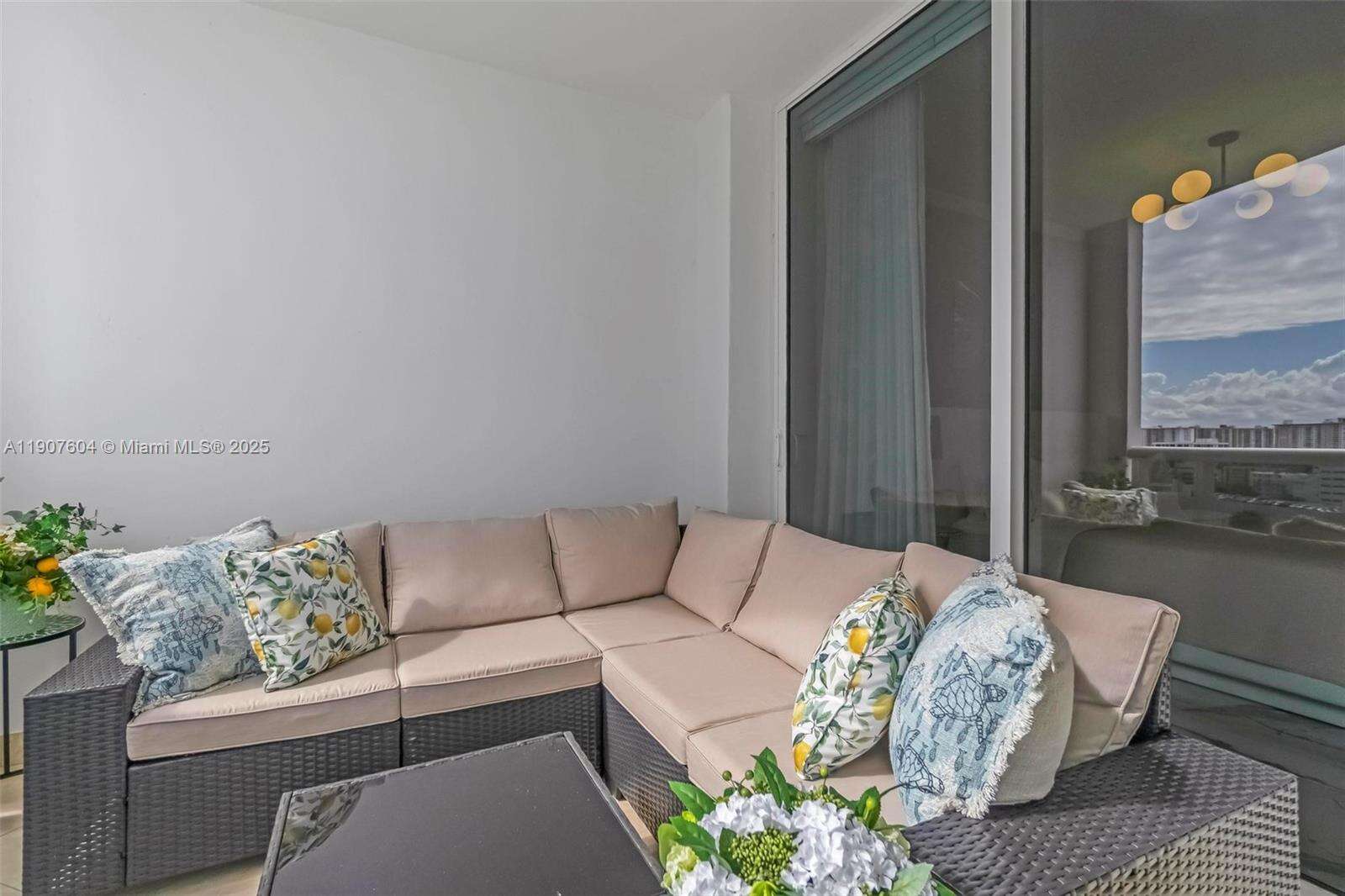Trump Royale at 18201 Collins Ave, Sunny Isles Beach, FL 33160 - For Sale photo 10