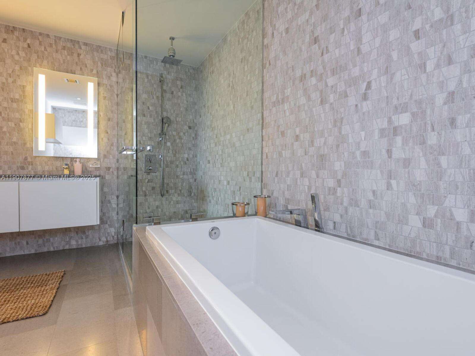 REACH - 68 6 St, Miami, FL 33131 | Picture 12