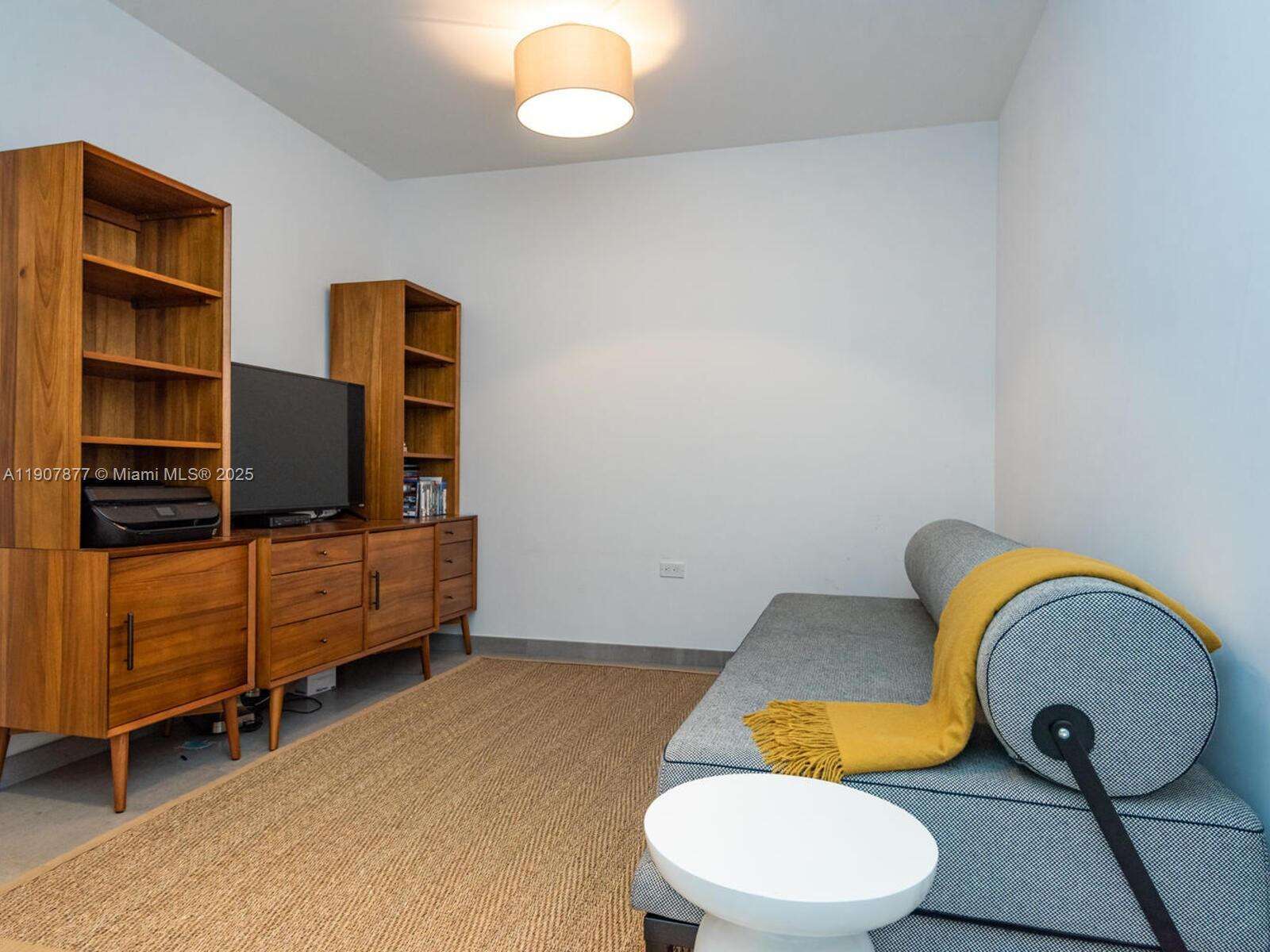 REACH - 68 6 St, Miami, FL 33131 | Picture 15