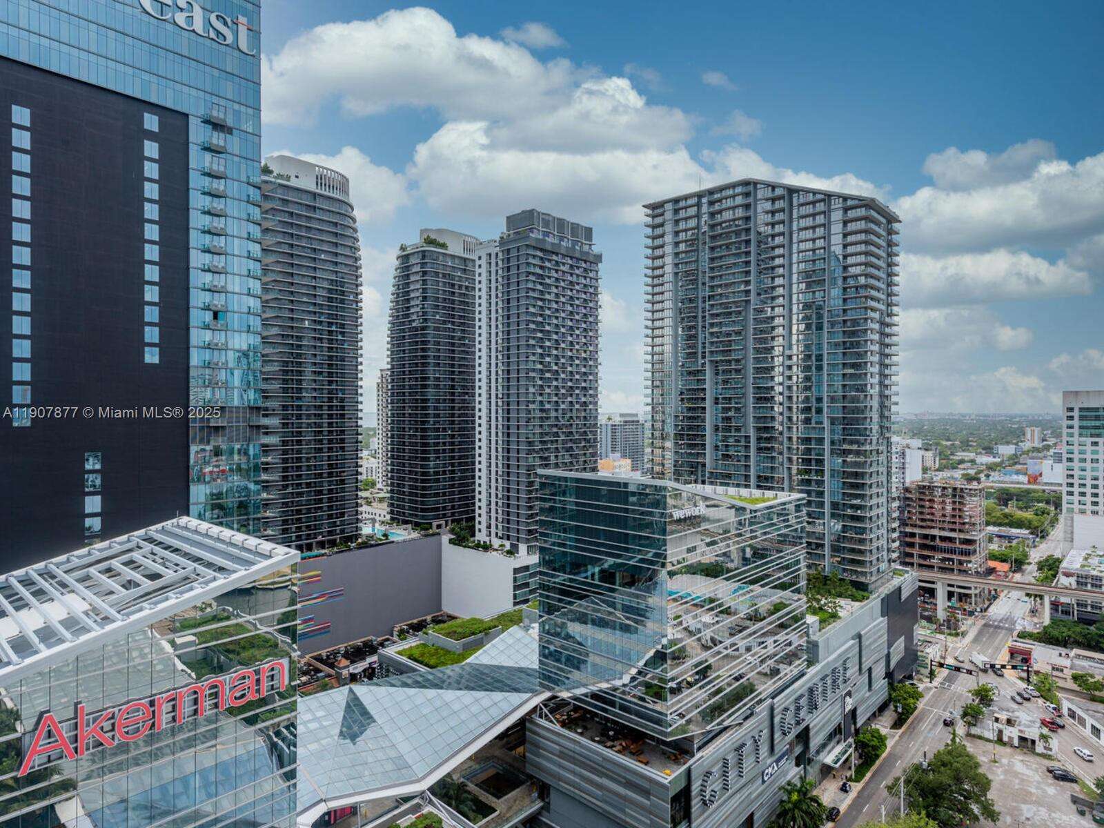 REACH - 68 6 St, Miami, FL 33131 | Picture 19