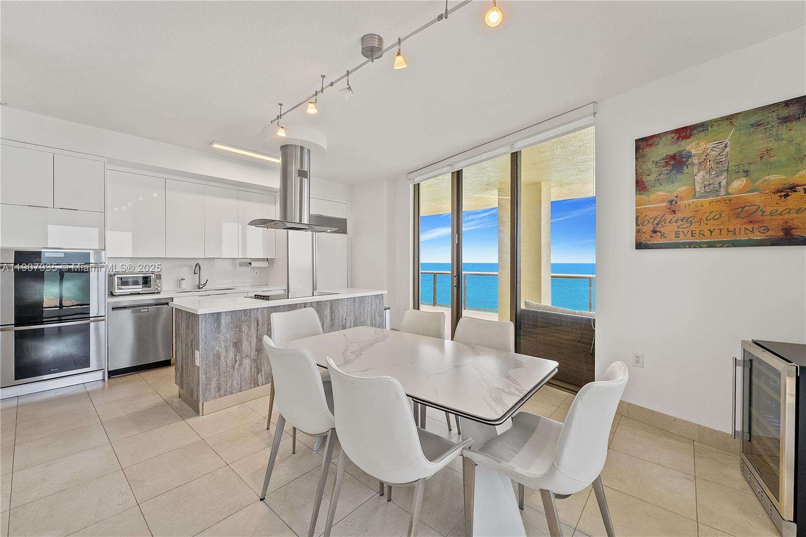 SAYAN - 16275 Collins Ave, Sunny Isles Beach, FL 33160 | Picture 16