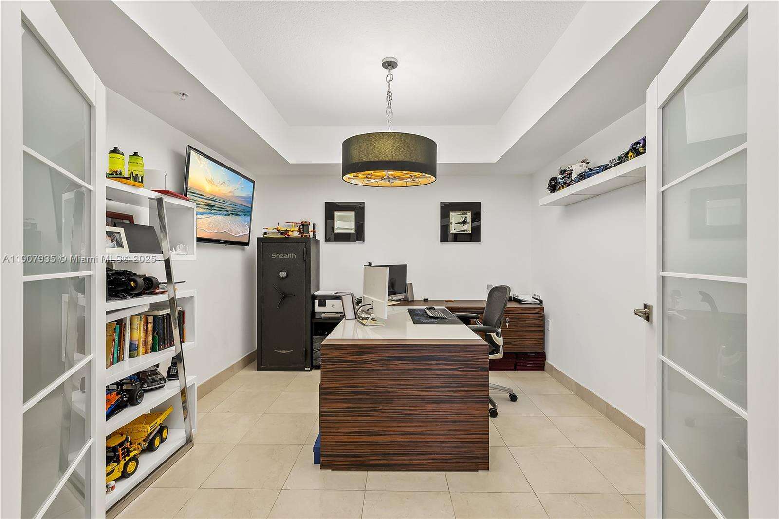 SAYAN - 16275 Collins Ave, Sunny Isles Beach, FL 33160 | Picture 24