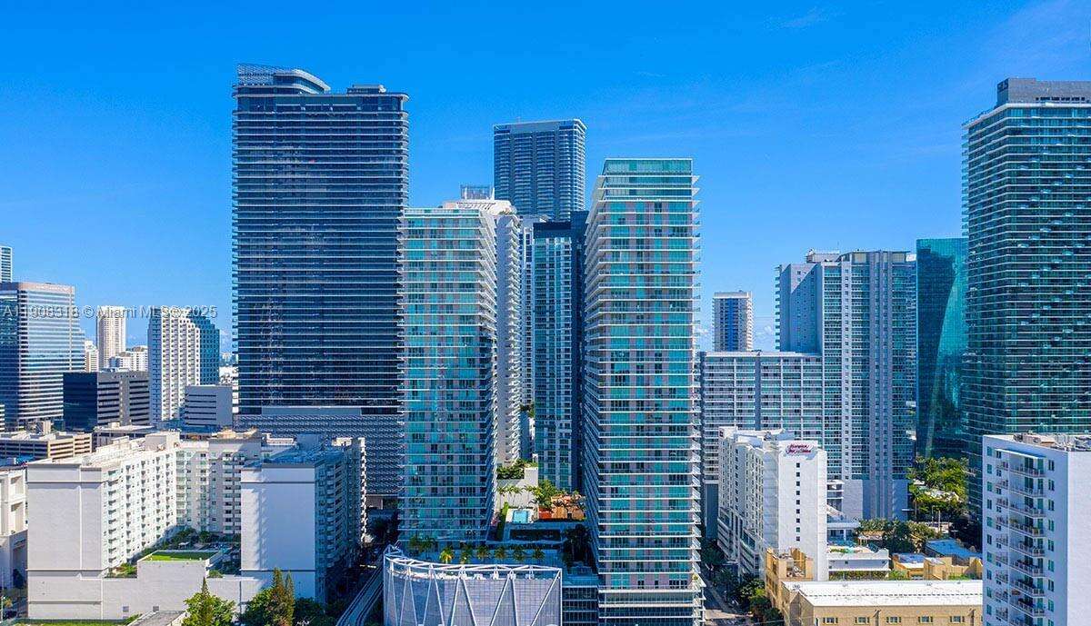 Axis On Brickell at 79 12th St, Miami, FL 33130 - For Sale photo 24