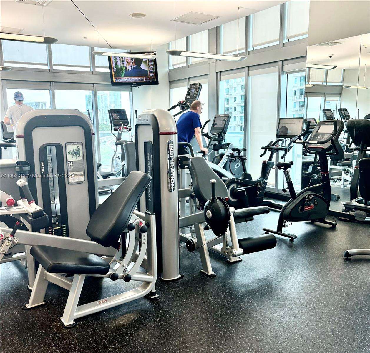 Axis On Brickell at 79 12th St, Miami, FL 33130 - For Sale photo 30