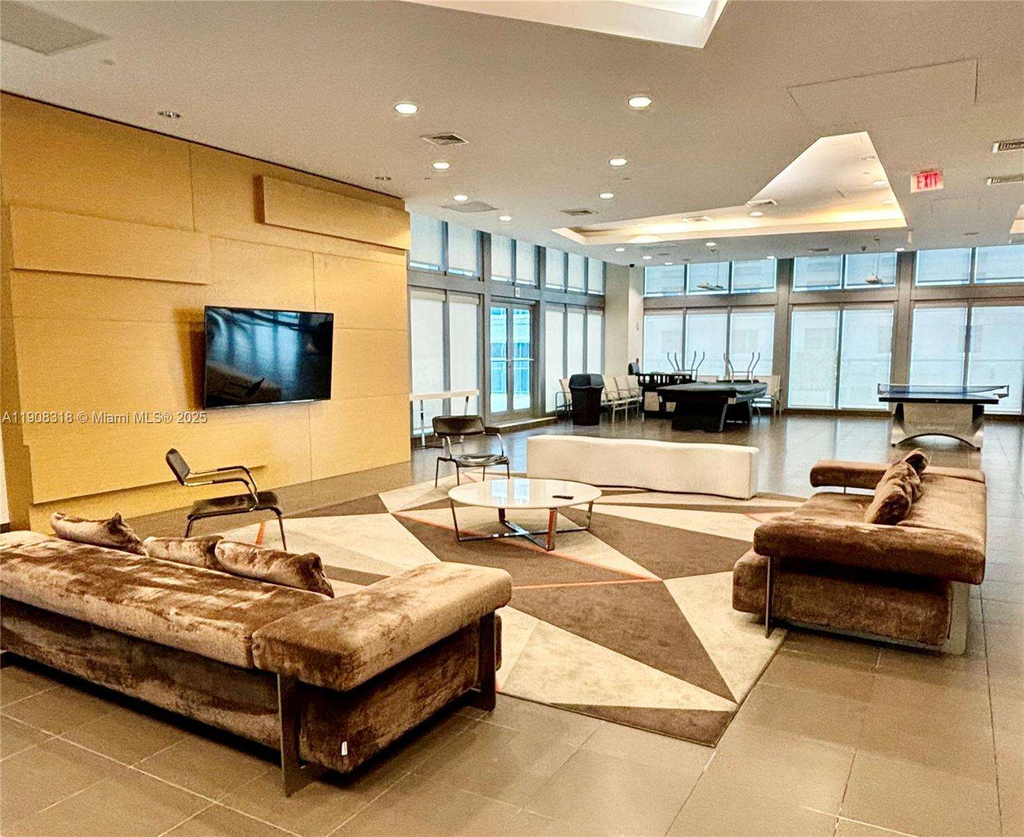 Axis On Brickell at 79 12th St, Miami, FL 33130 - For Sale photo 32