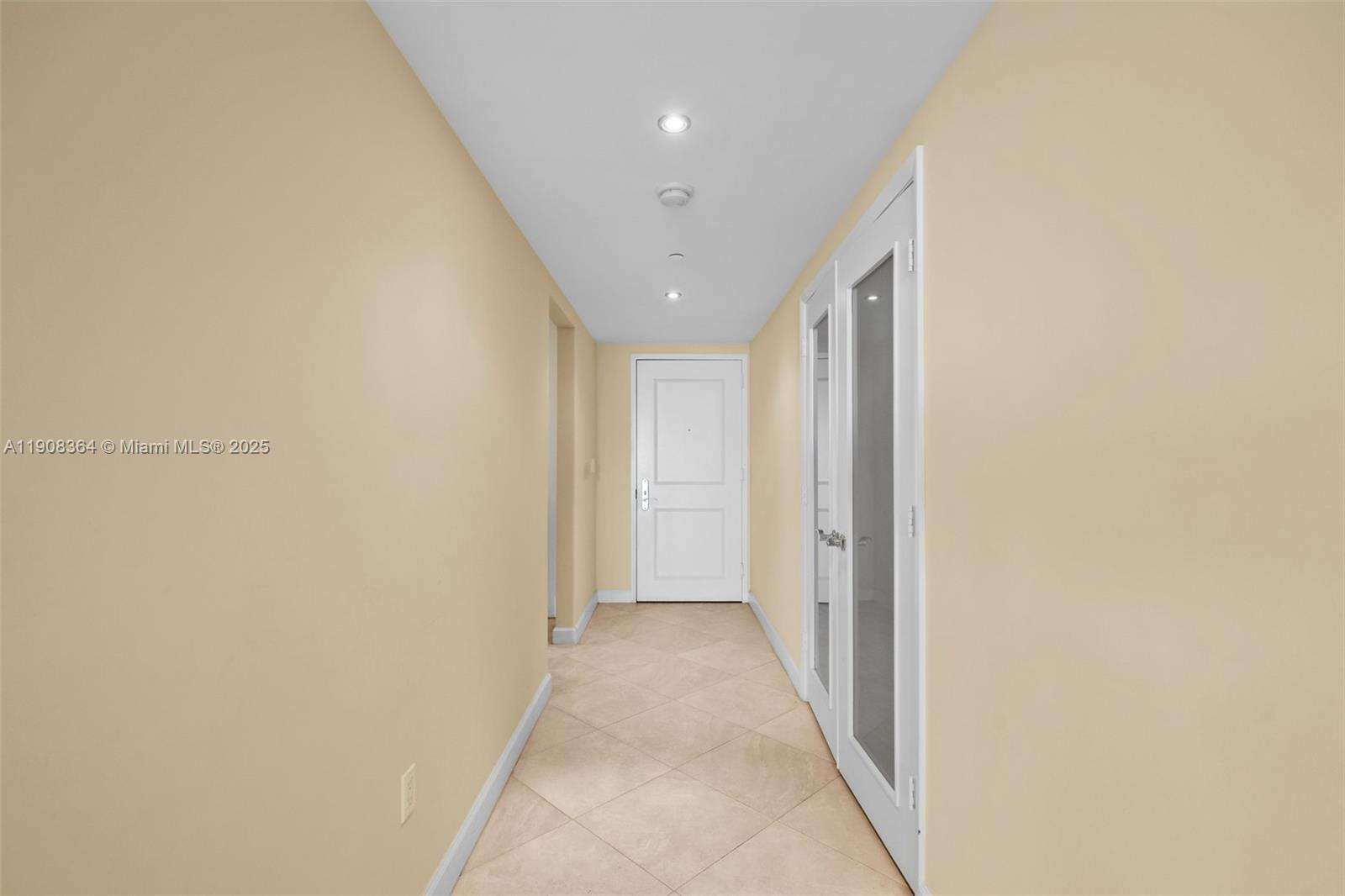 BEACH CLUB THREE - 1800 Ocean Dr, Hallandale Beach, FL 33009 | Picture 7