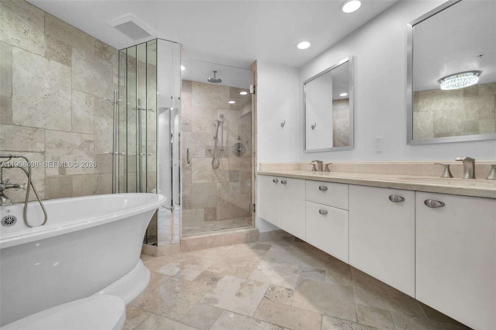 Las Olas River House at 333 Las Olas Way, Fort Lauderdale, FL 33301 - For Sale photo 18