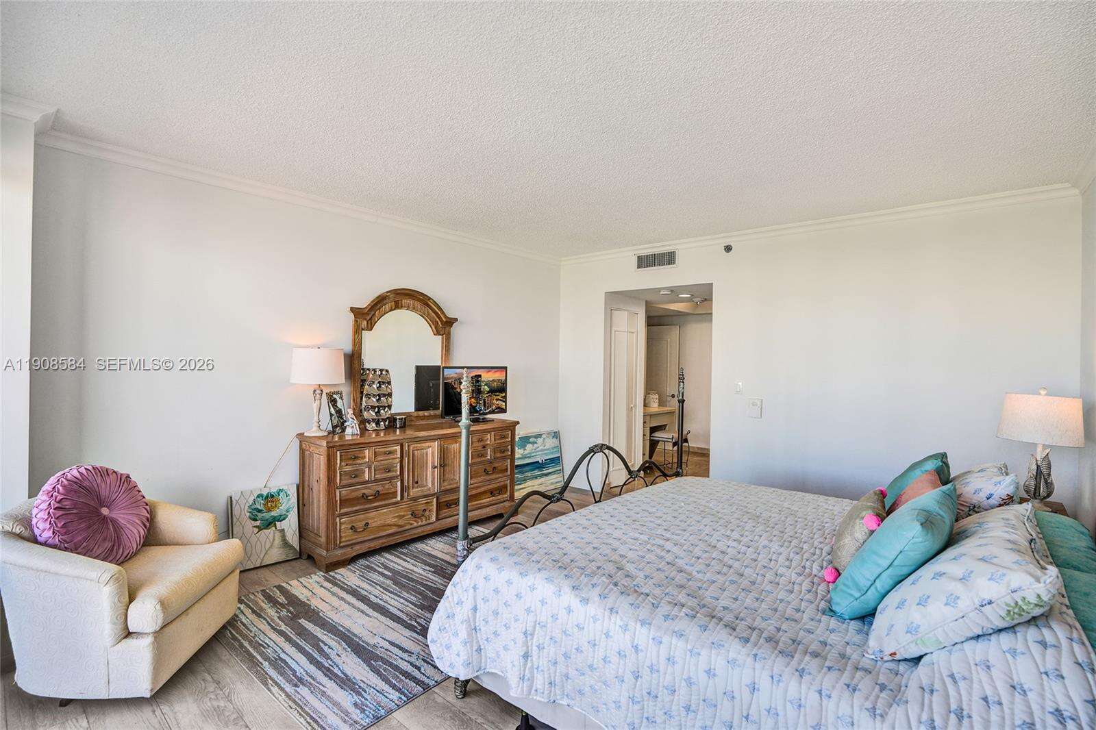 2000 Williams Island at 2000 Island Blvd, Aventura, FL 33160 - For Sale photo 22