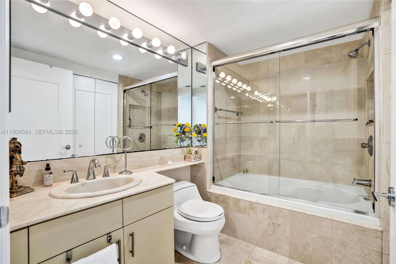 2000 Williams Island at 2000 Island Blvd, Aventura, FL 33160 - For Sale photo 33