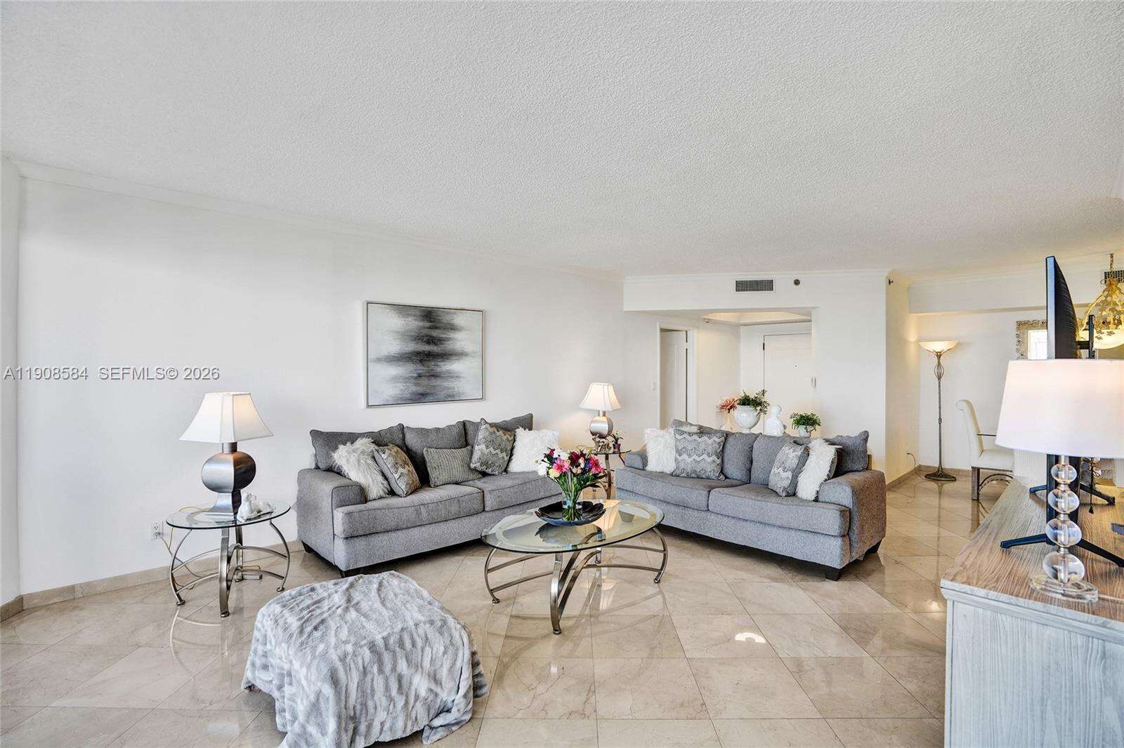 2000 Williams Island at 2000 Island Blvd, Aventura, FL 33160 - For Sale photo 10