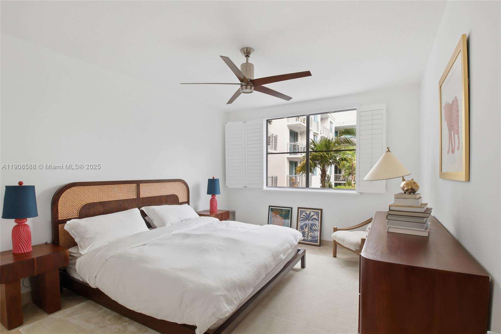 Cosmopolitan at 110 Washington Ave, Miami Beach, FL 33139 - For Sale photo 12