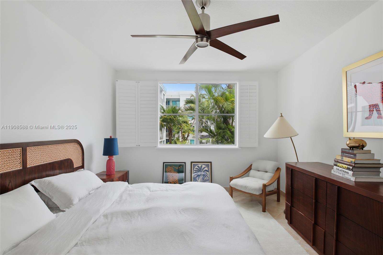 Cosmopolitan at 110 Washington Ave, Miami Beach, FL 33139 - For Sale photo 13