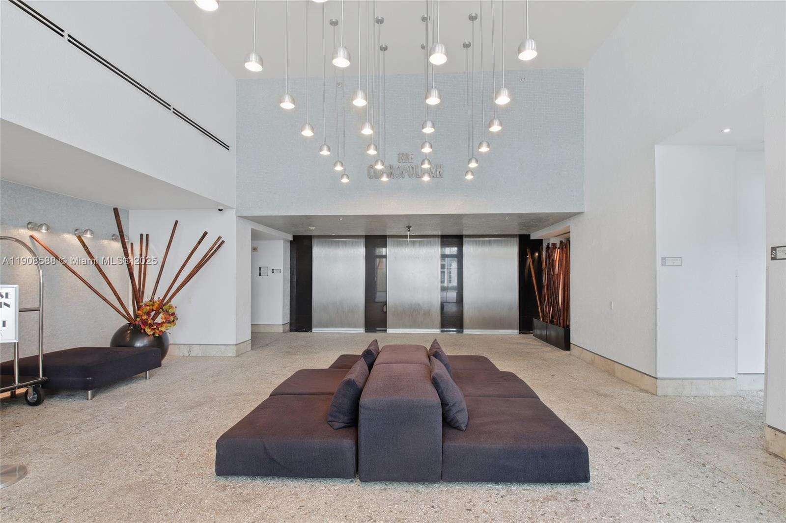 Cosmopolitan at 110 Washington Ave, Miami Beach, FL 33139 - For Sale photo 18