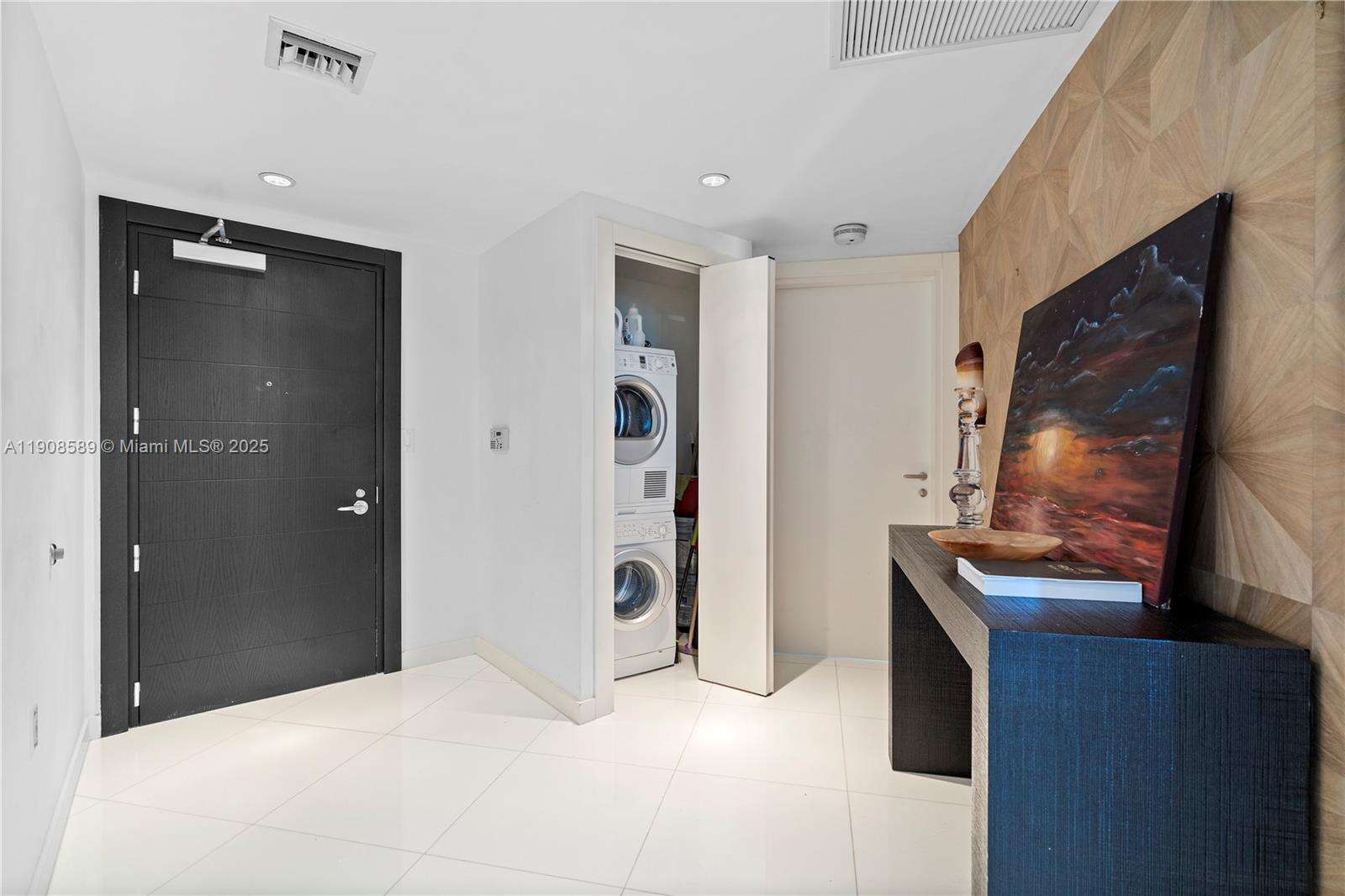 EPIC WEST - , Miami, FL 33131 | Picture 18