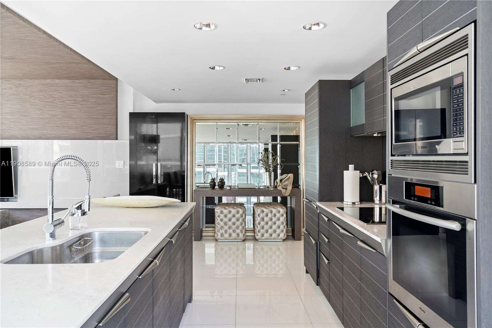 EPIC WEST - , Miami, FL 33131 | Picture 9