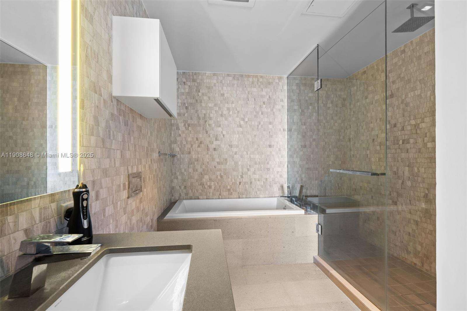 Reach Brickell at 68 6 St, Miami, FL 33131 - For Sale photo 13