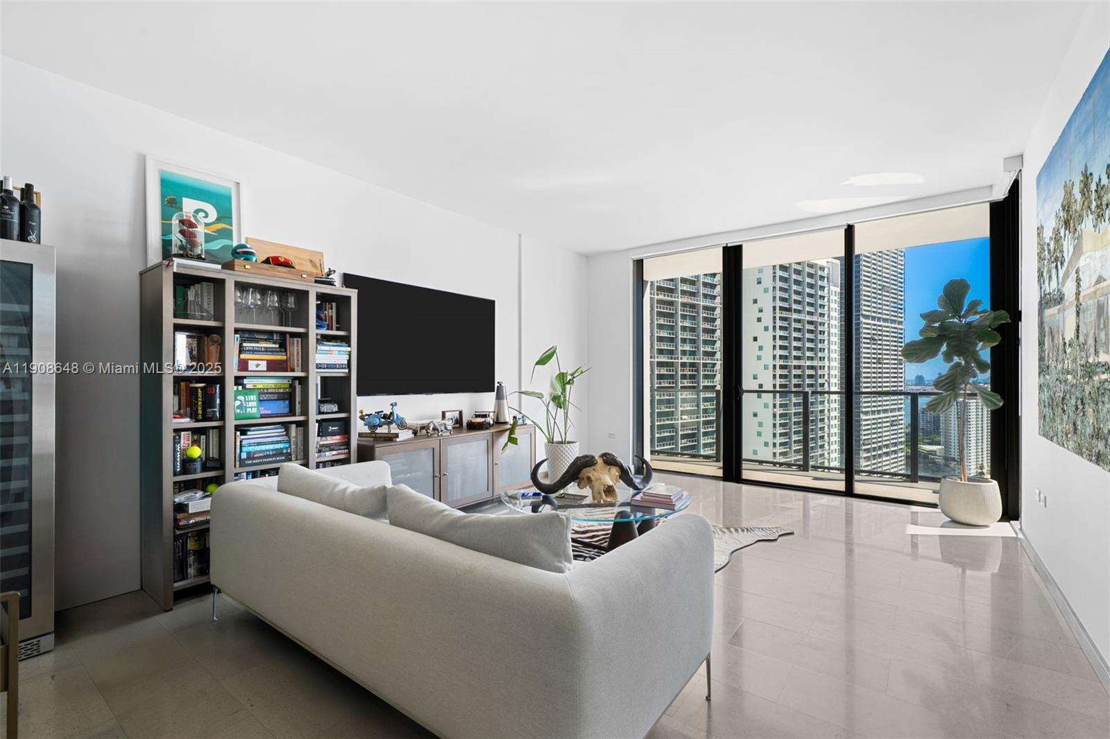 Reach Brickell at 68 6 St, Miami, FL 33131 - For Sale photo 7