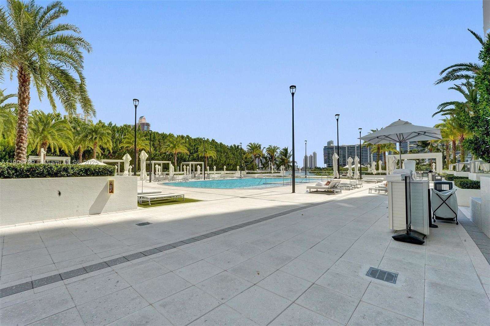 THE PENINSULA II - 3301 183 St, Aventura, FL 33160 | Picture 22